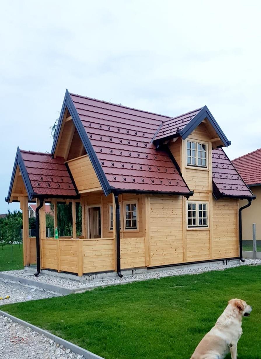 Mila Pribislavec